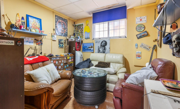 Herverkoop - Semi - Torrevieja - Aguas Nuevas