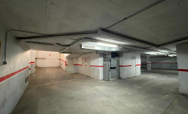 Herverkoop - Parking - Torrevieja - Playa del cura