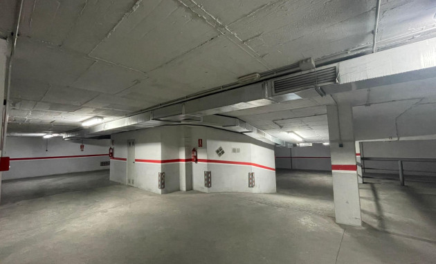 Herverkoop - Parking - Torrevieja - Playa del cura