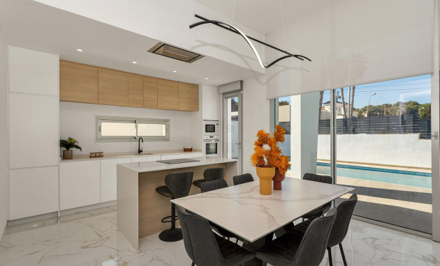 Obra nueva - Villa - Torrevieja - Los Balcones - Los Altos del Edén