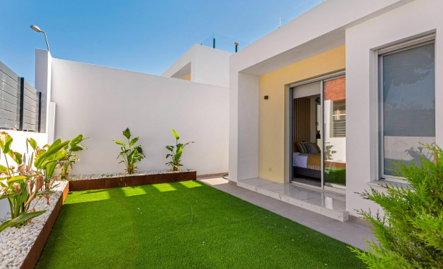 Obra nueva - Villa - Torrevieja - Los Balcones - Los Altos del Edén