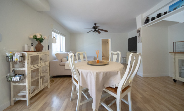 Revente - Villa - Torrevieja - Los balcones