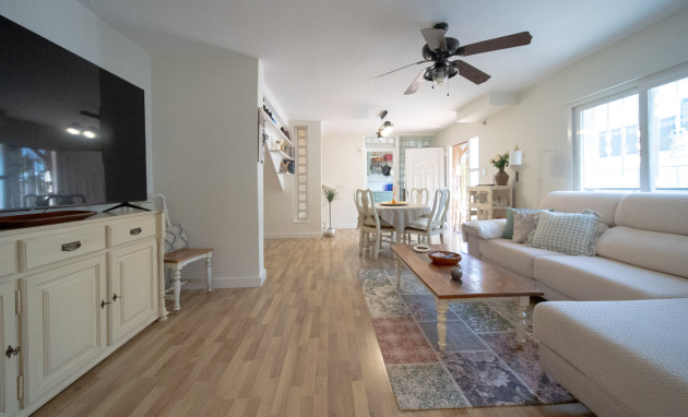 Revente - Villa - Torrevieja - Los balcones