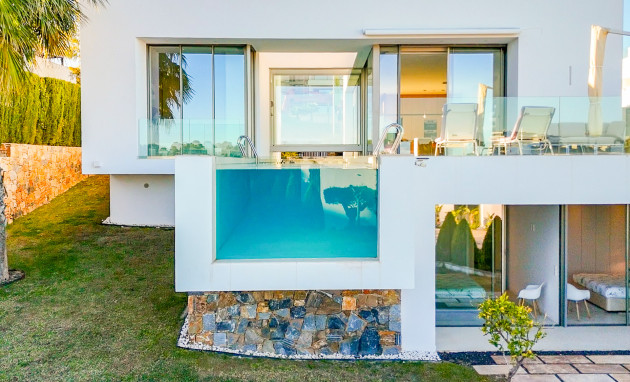 Herverkoop - Villa - Orihuela Costa - Las Colinas Golf