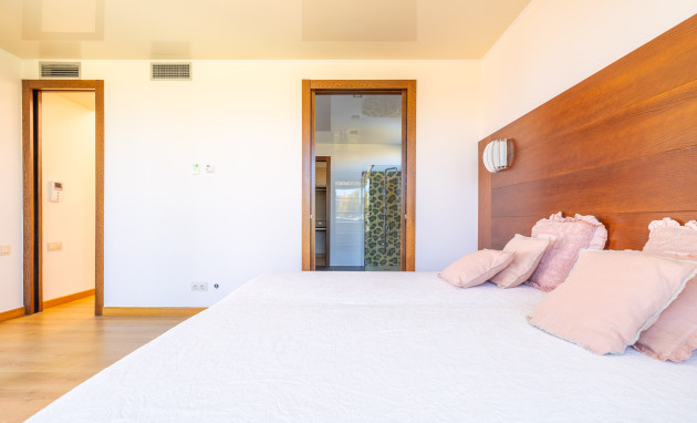 Herverkoop - Villa - Orihuela Costa - La Zenia