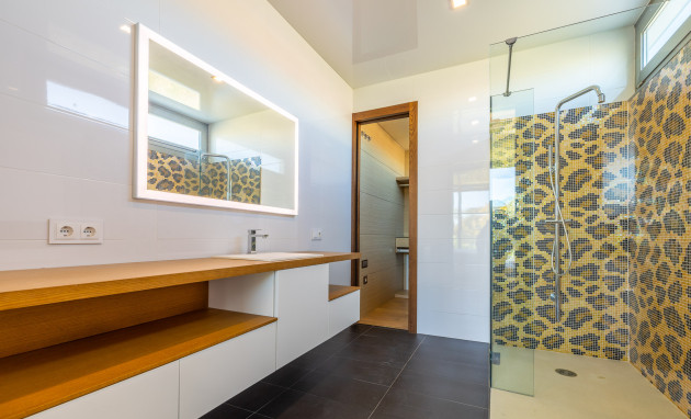 Herverkoop - Villa - Orihuela Costa - La Zenia