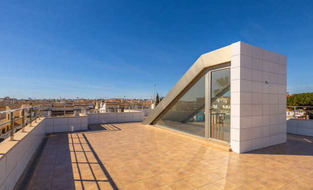 Herverkoop - Villa - Orihuela Costa - La Zenia