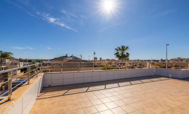 Herverkoop - Villa - Orihuela Costa - La Zenia