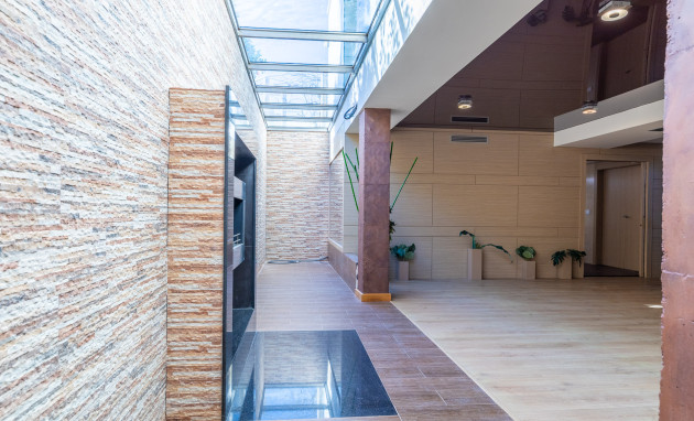 Herverkoop - Villa - Orihuela Costa - La Zenia