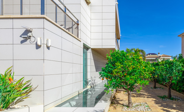 Herverkoop - Villa - Orihuela Costa - La Zenia