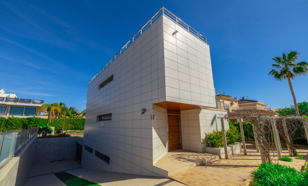 Herverkoop - Villa - Orihuela Costa - La Zenia