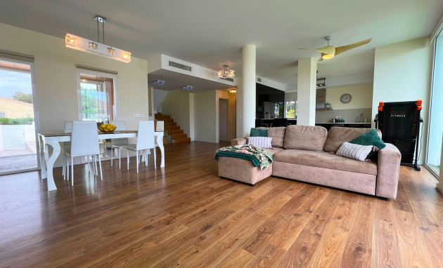 Resale - Villa - San Fulgencio