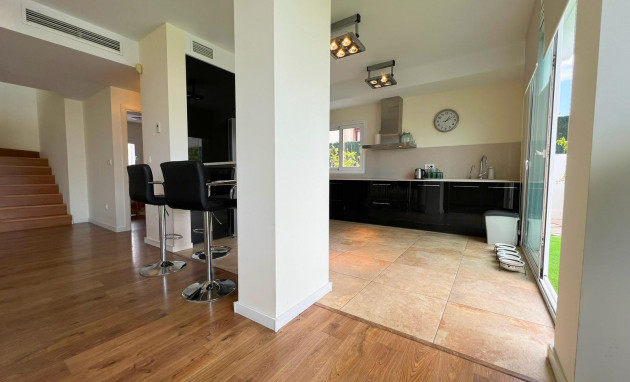 Resale - Villa - San Fulgencio