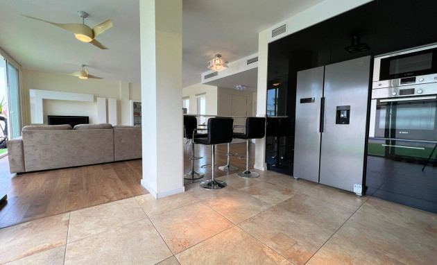 Resale - Villa - San Fulgencio