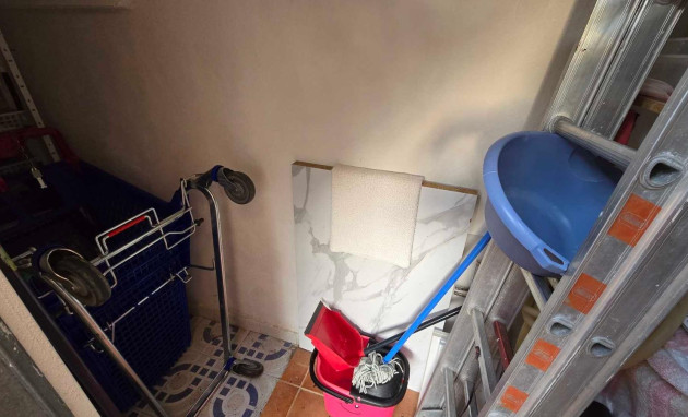 Herverkoop - Apartment - Torrevieja - Playa de los locos