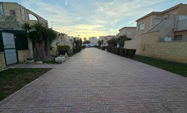 Herverkoop - Apartment - Torrevieja - Playa de los locos