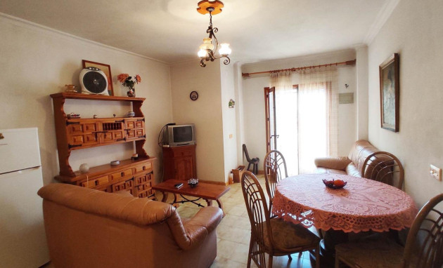 Herverkoop - Apartment - Torrevieja - Estacion de autobuses