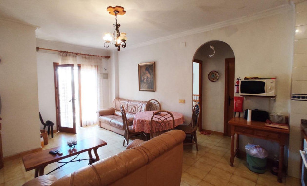 Herverkoop - Apartment - Torrevieja - Estacion de autobuses