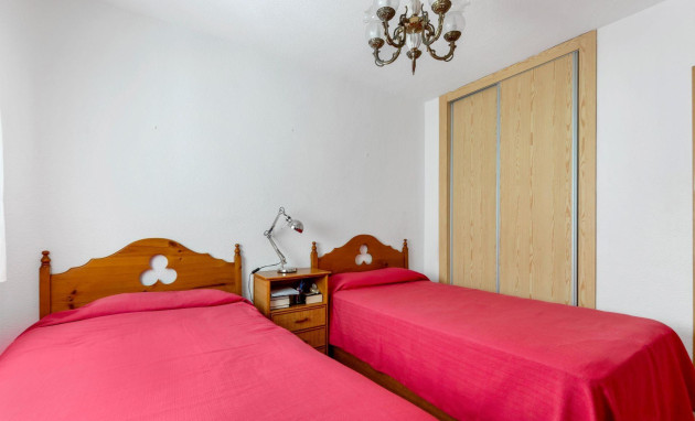 Herverkoop - Terraced house - Torrevieja - Los Europeos