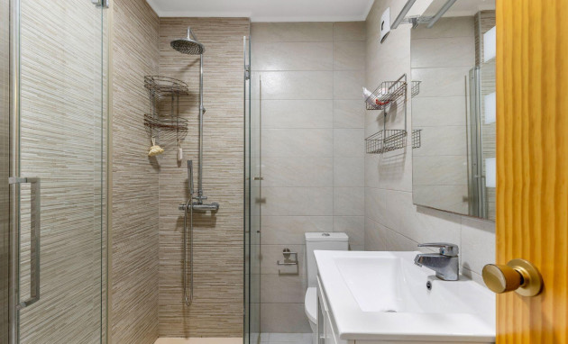 Herverkoop - Terraced house - Torrevieja - Los Europeos