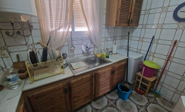 Herverkoop - Apartment - Torrevieja - Estacion de autobuses