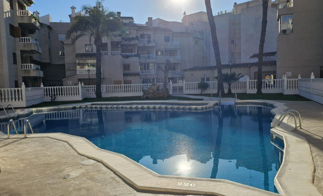 Revente - Apartment - Torrevieja - Estacion de autobuses