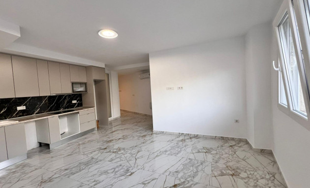 Revente - Apartment - Torrevieja - Estacion de autobuses