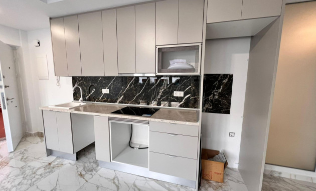 Revente - Apartment - Torrevieja - Estacion de autobuses