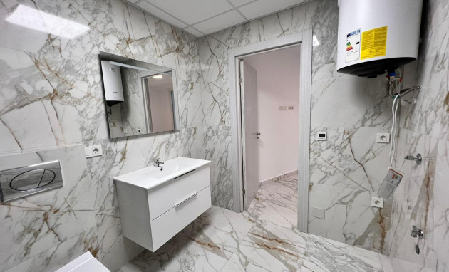 Revente - Apartment - Torrevieja - Estacion de autobuses