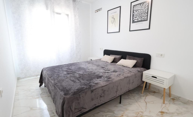 Herverkoop - Terraced house - Torrevieja - San luis