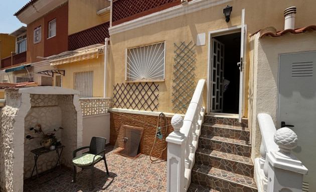 Herverkoop - Herenhuis - Ciudad Quesada - Doña pepa