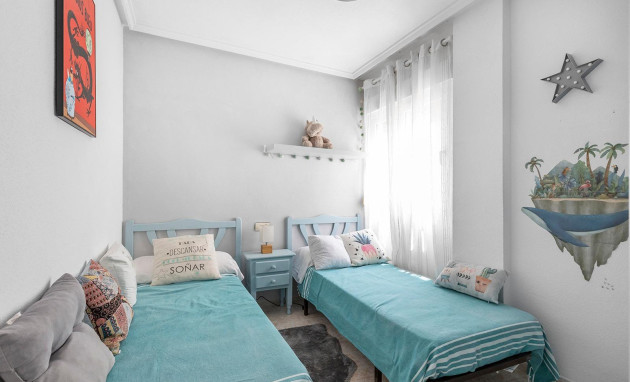 Herverkoop - Bungalow - Gelijkvloers - Torrevieja - Parque de las Naciones