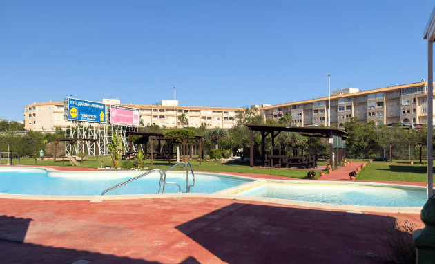 Herverkoop - Bungalow - Gelijkvloers - Torrevieja - Parque de las Naciones