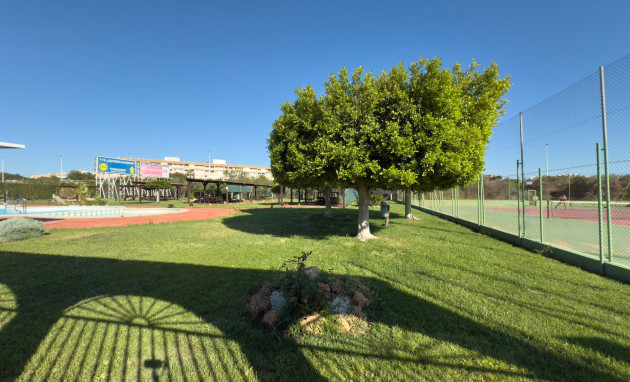 Herverkoop - Bungalow - Gelijkvloers - Torrevieja - Parque de las Naciones