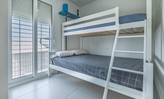 Herverkoop - Quad House - Torrevieja - Aguas Nuevas