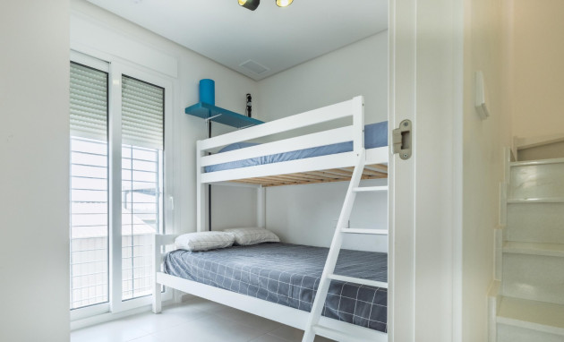 Herverkoop - Quad House - Torrevieja - Aguas Nuevas