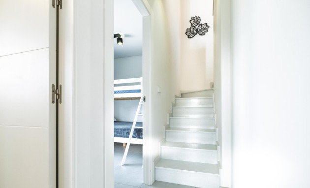 Herverkoop - Quad House - Torrevieja - Aguas Nuevas