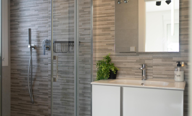 Herverkoop - Quad House - Torrevieja - Aguas Nuevas