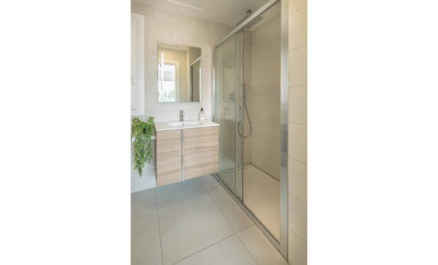 Herverkoop - Quad House - Torrevieja - Aguas Nuevas