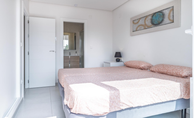 Herverkoop - Quad House - Torrevieja - Aguas Nuevas