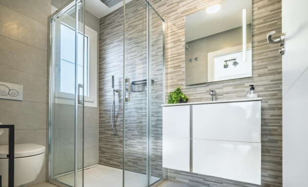 Herverkoop - Quad House - Torrevieja - Aguas Nuevas