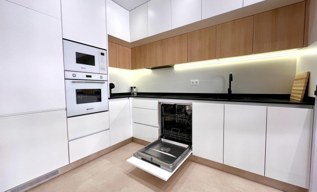 Herverkoop - Apartment - Guardamar del Segura - Puerto Deportivo