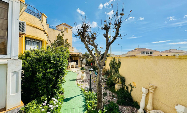 Herverkoop - Villa - Orihuela Costa - Los Almendros-La Florida