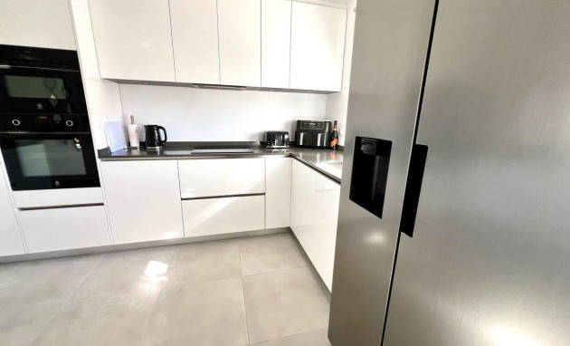 Herverkoop - Villa - Torrevieja - Centro