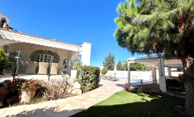 Herverkoop - Villa - Torrevieja - Centro