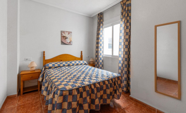 Herverkoop - Apartment - Torrevieja - Estacion de autobuses