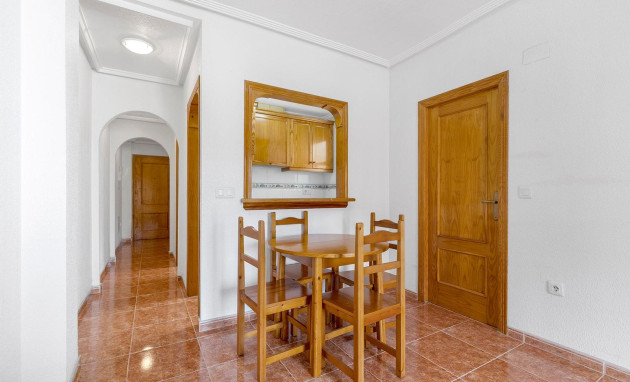 Herverkoop - Apartment - Torrevieja - Estacion de autobuses