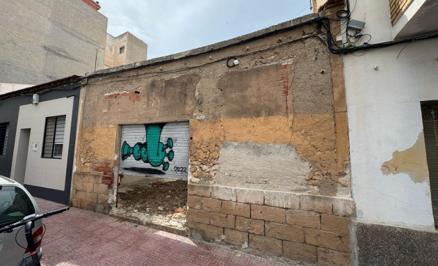 Herverkoop - Urban building plot - Torrevieja - Centro