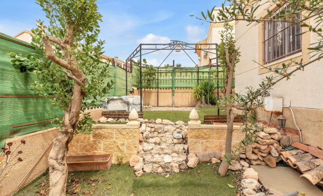 Resale - Bungalow - Groundfloor - Orihuela Costa - La Florida