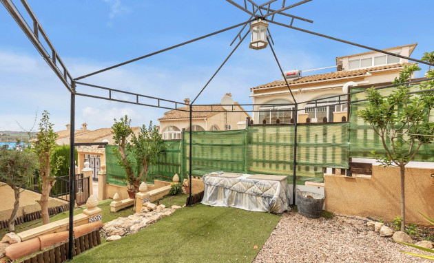 Resale - Bungalow - Groundfloor - Orihuela Costa - La Florida